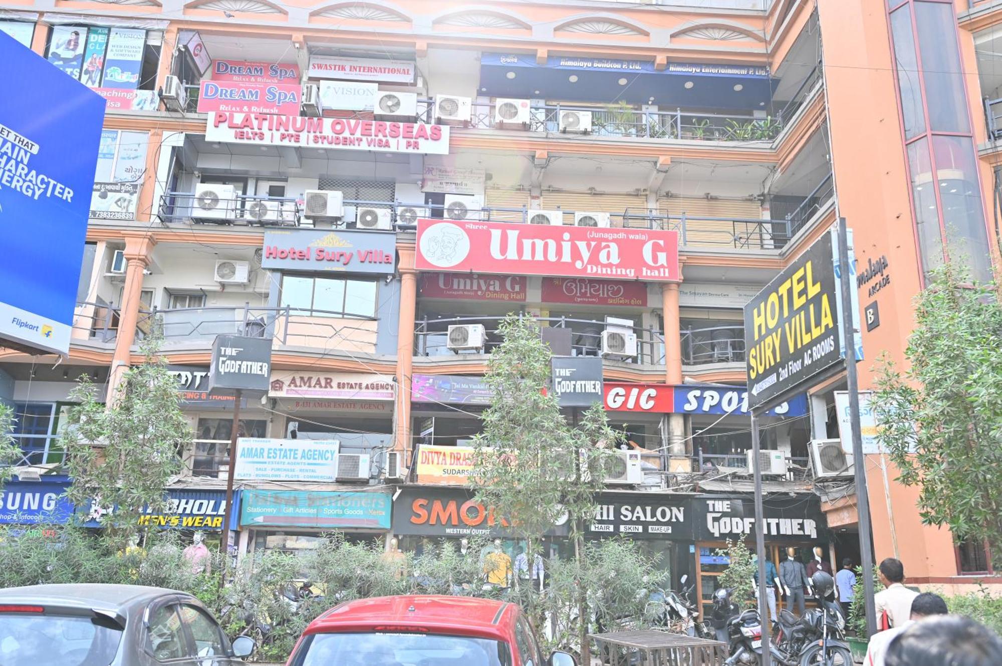Hotel Sury Villa 아흐메다바드 외부 사진